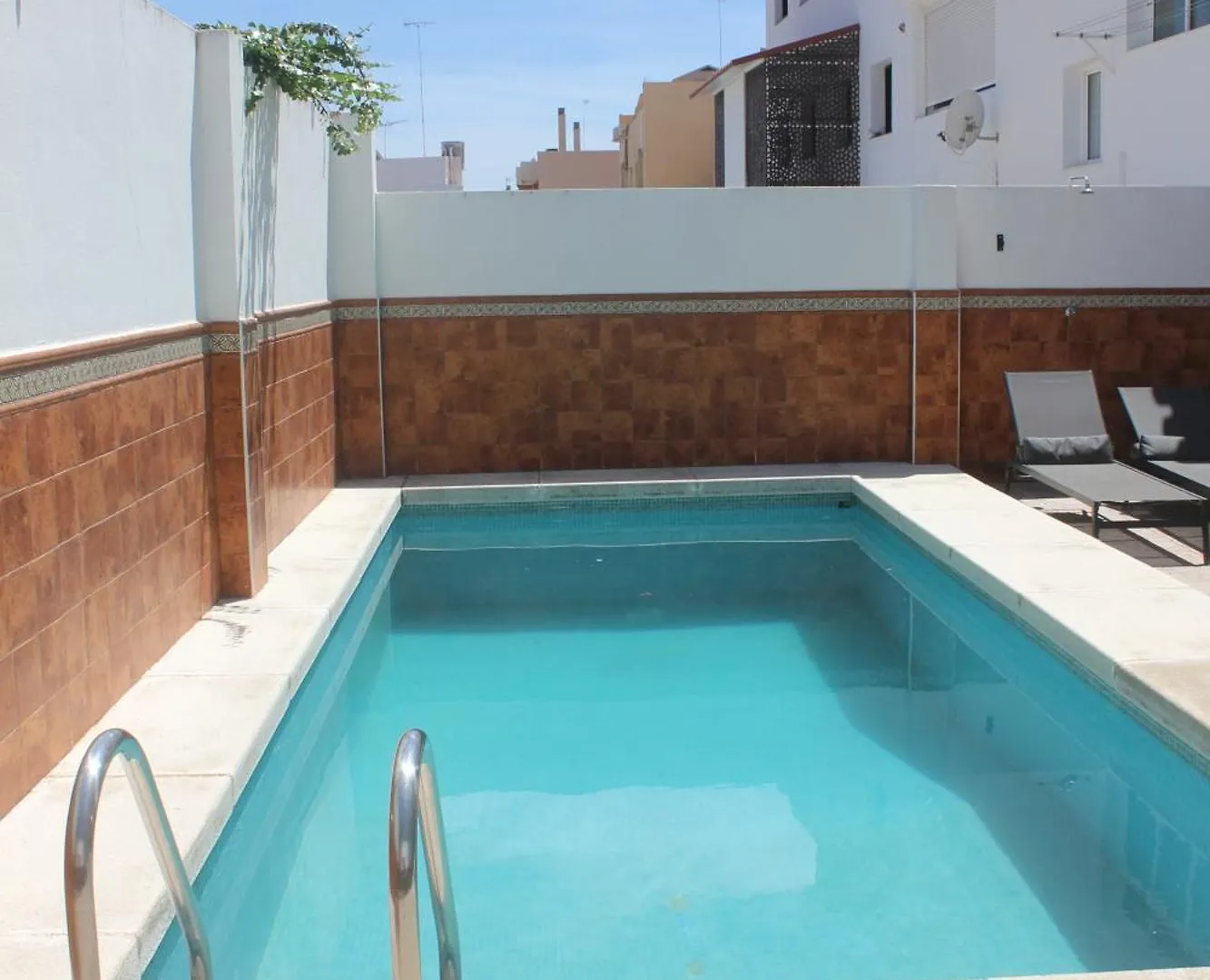 Apartamento Con Piscina En Ciudad Jardin Màlaga Apartmán